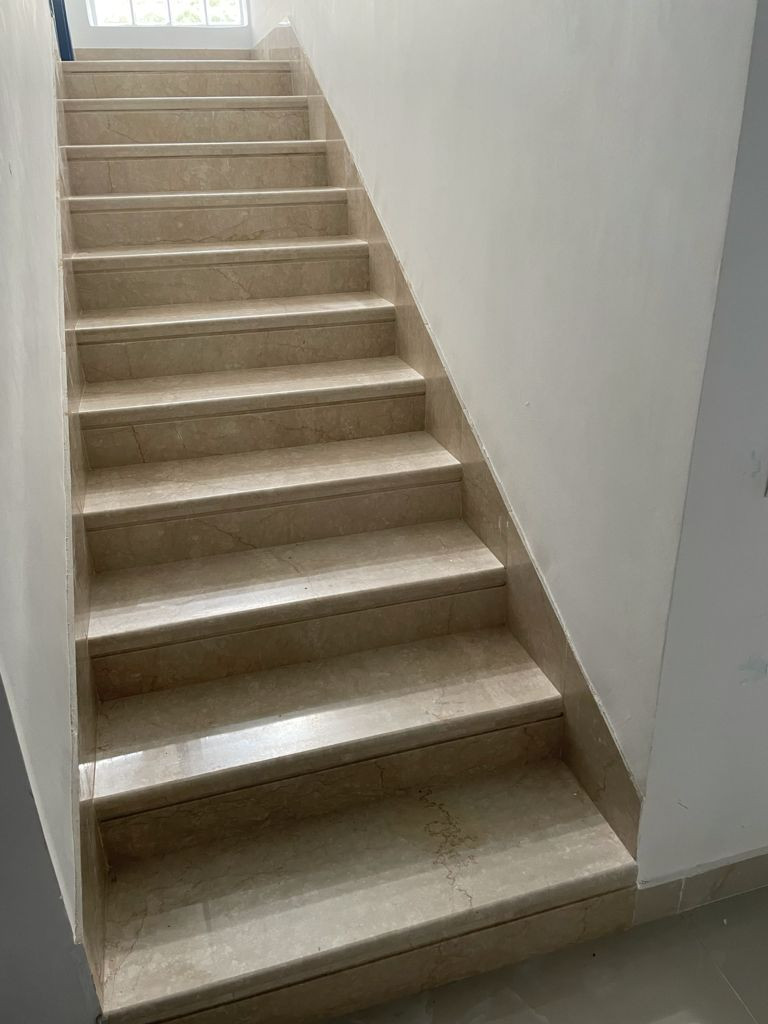 Renzo -   Premier Chalet for rent in Hacienda White