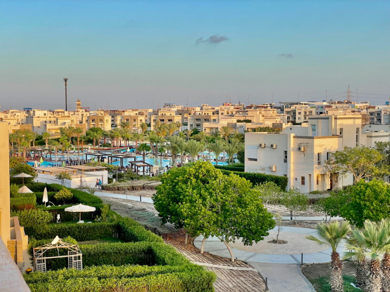 Prime location penthouse chalet on pool in Amwaj