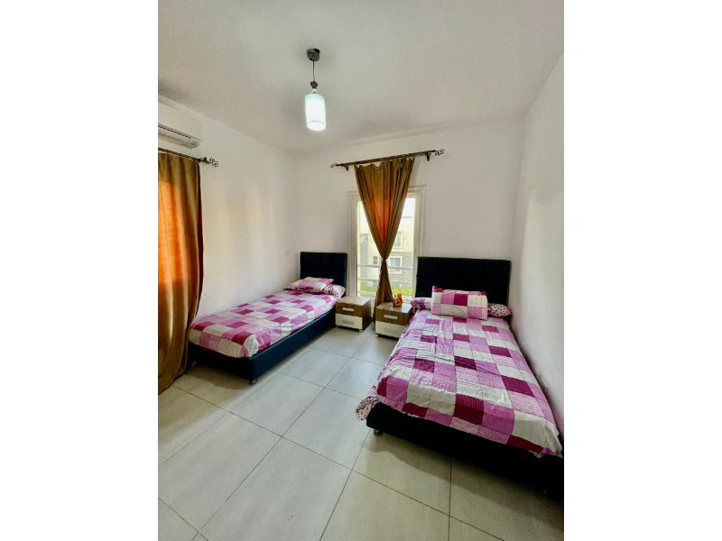 Renzo -   Prime location penthouse chalet on pool in Amwaj