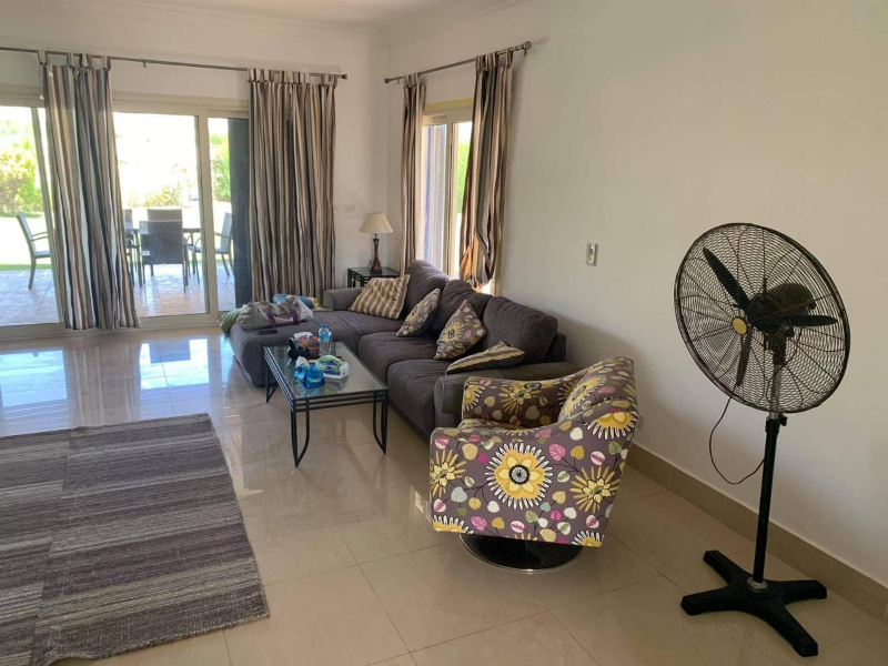  - رنزو A distinctive villa In Ghazala bay with a private garden for rent