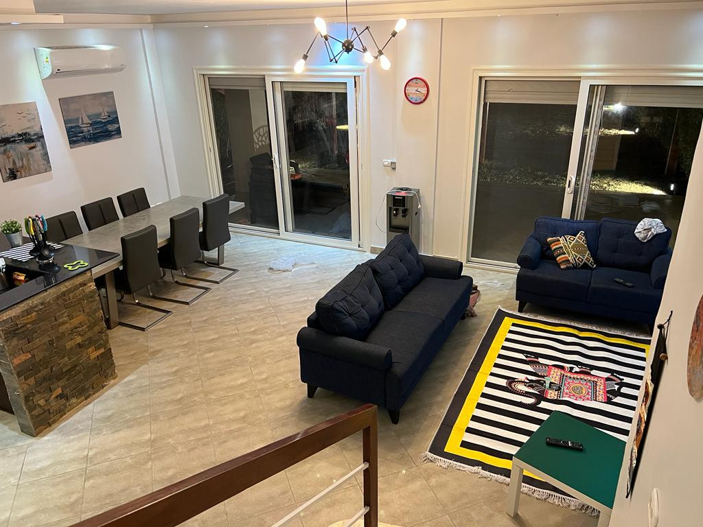  - رنزو Dublex in Amwaj with Garden