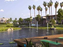 Town house in lugar gates