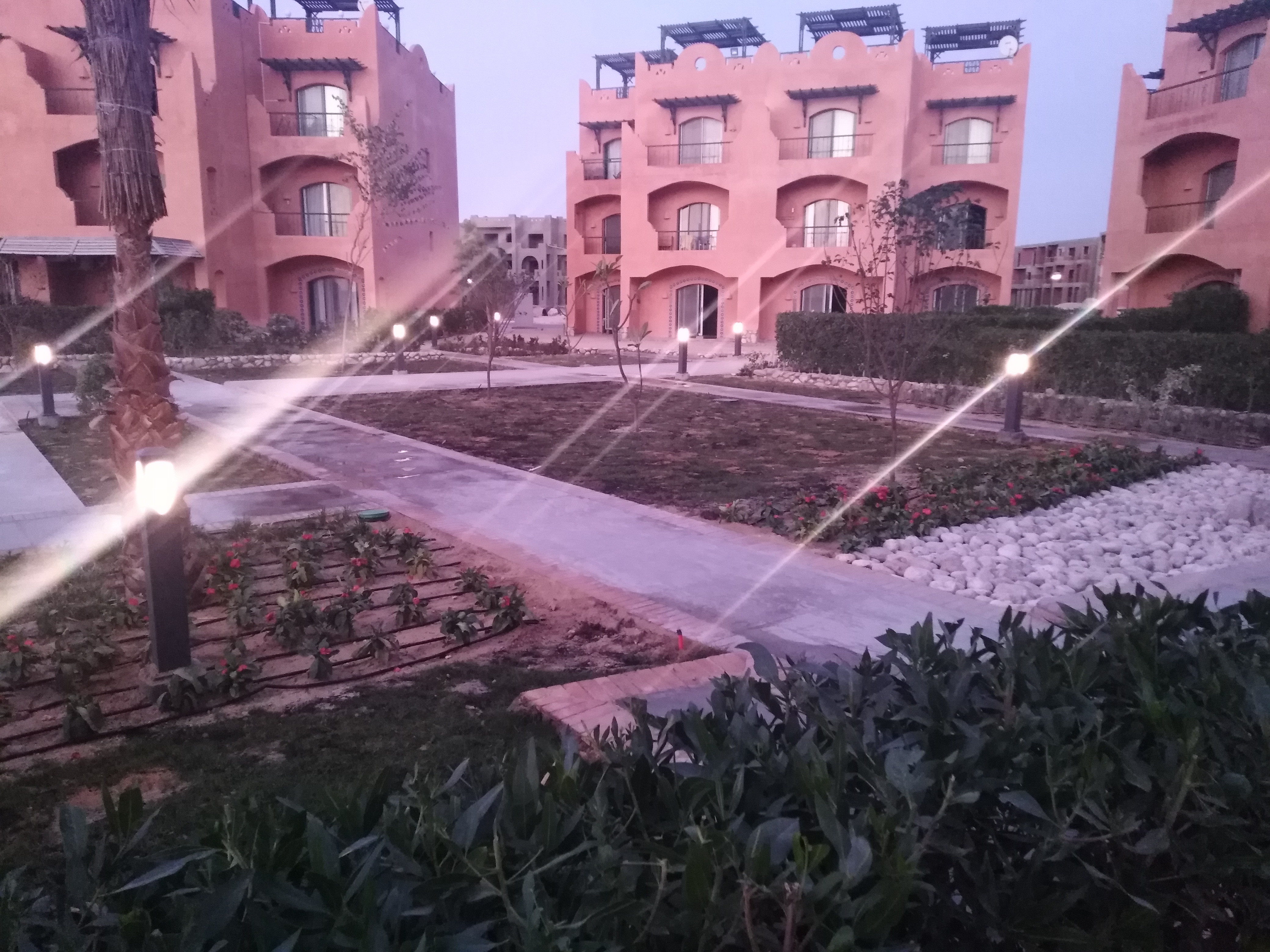 Renzo -   شاليه غرفة واحدة دور ارضي بحديقة خاصة