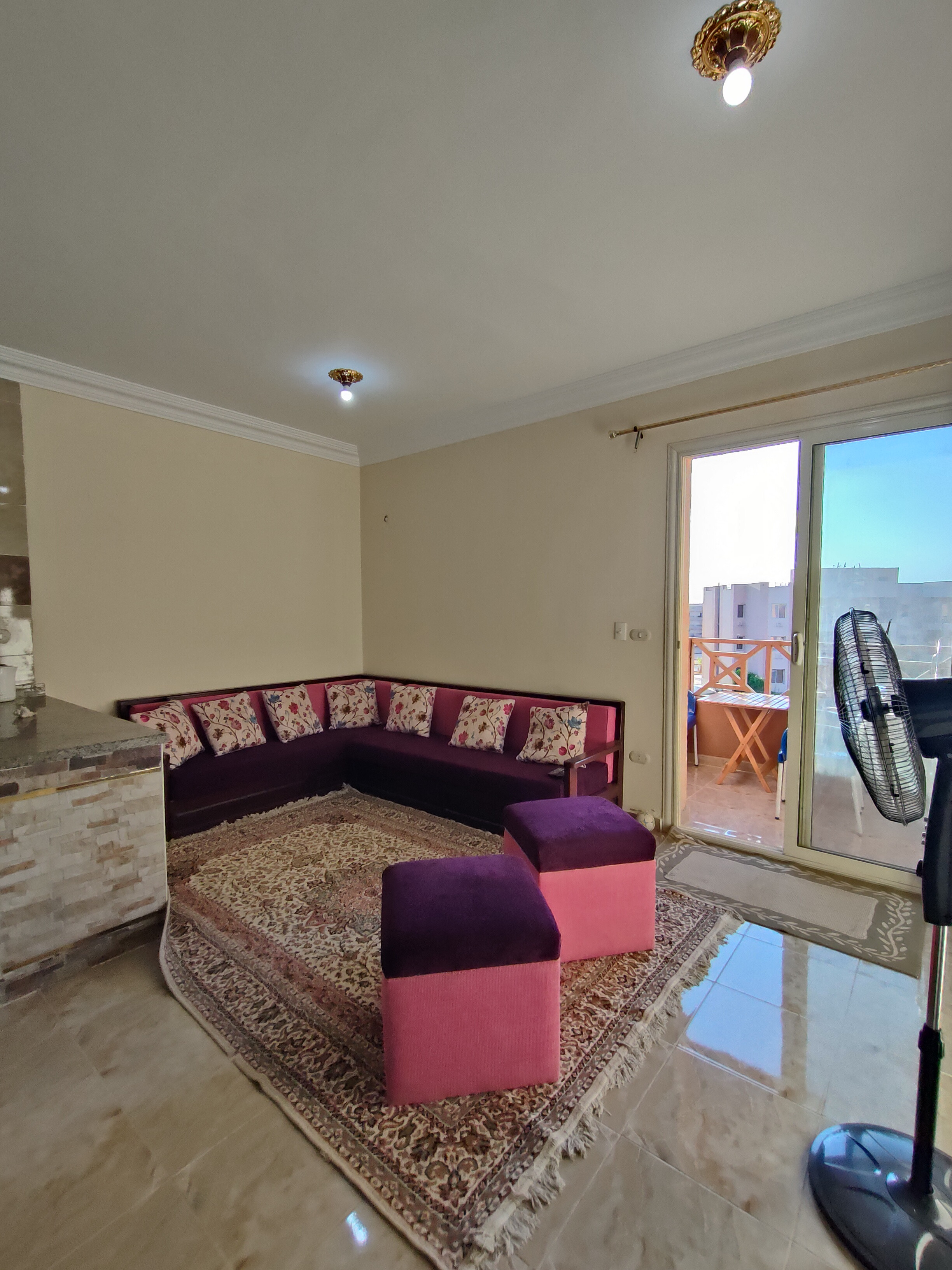 Renzo -   Nozha Beach