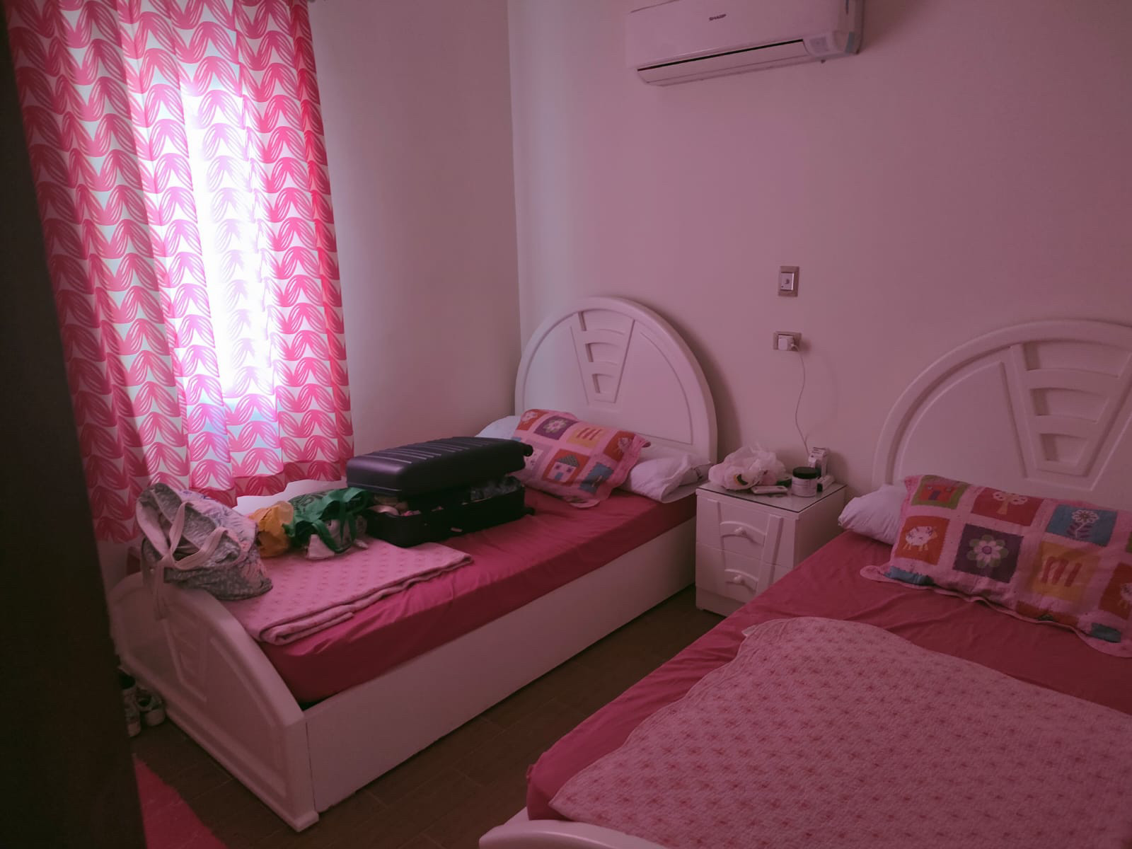 Renzo -   Twin House for Rent Mountain View