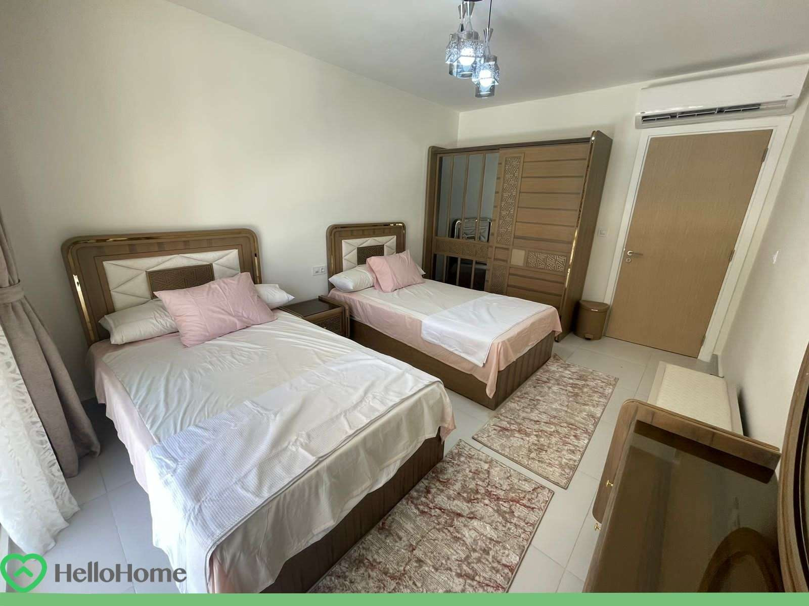 Renzo -   Property 834