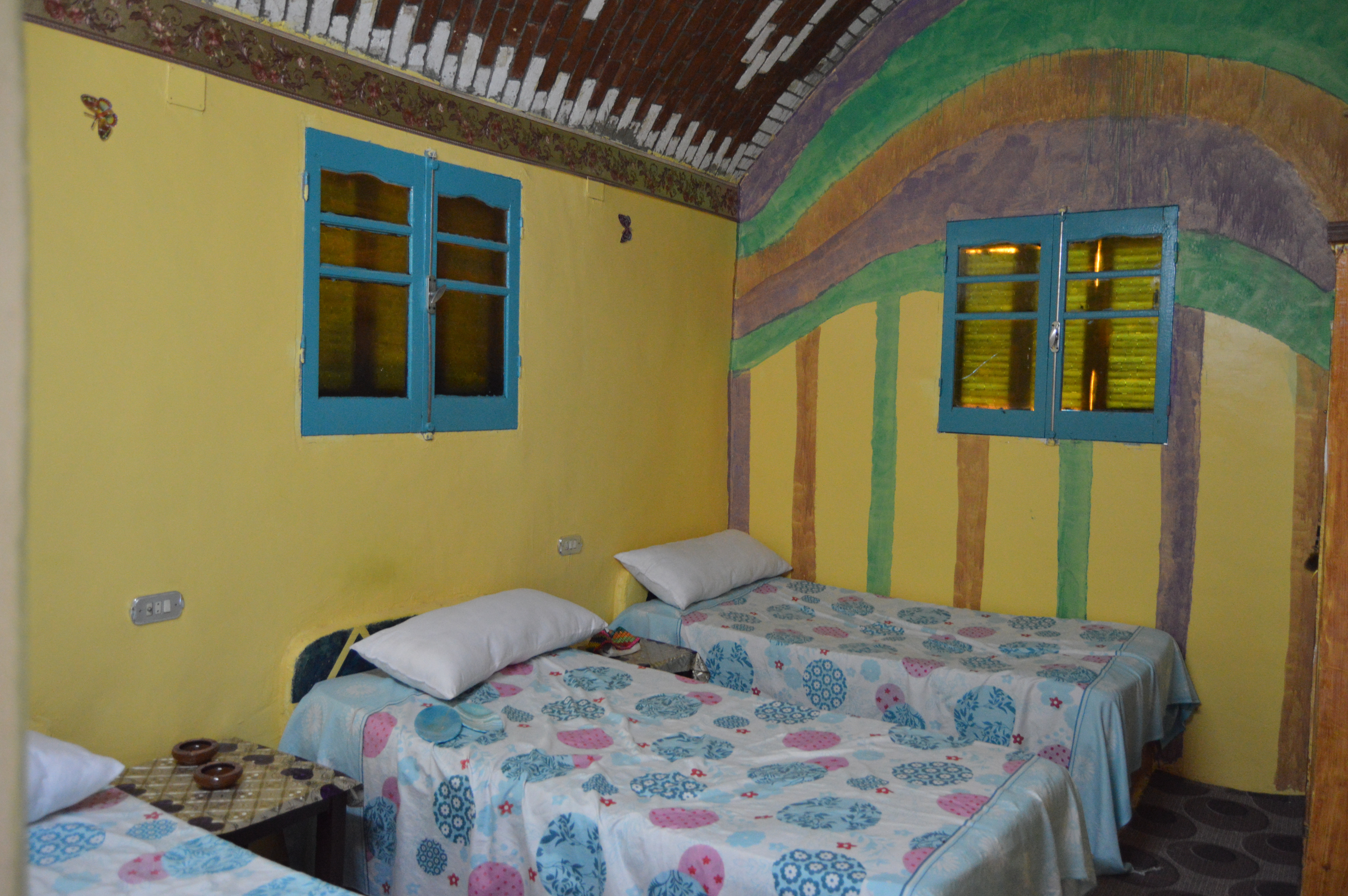 Renzo -   Property 40