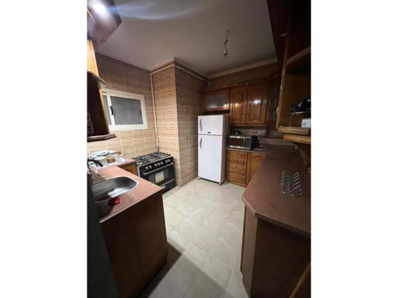 Renzo -   للإيجار شقة ٢ غرف امام حديقة المريلاند بجوار روكسي