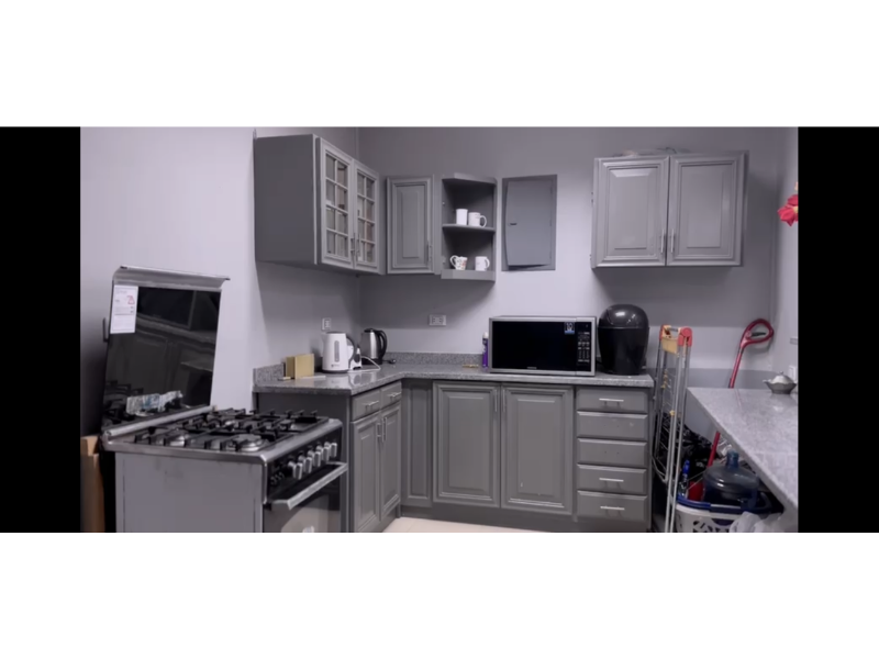 Renzo -   شقة للإيجار على الشارع الرئيسي في المهندسين عرابي