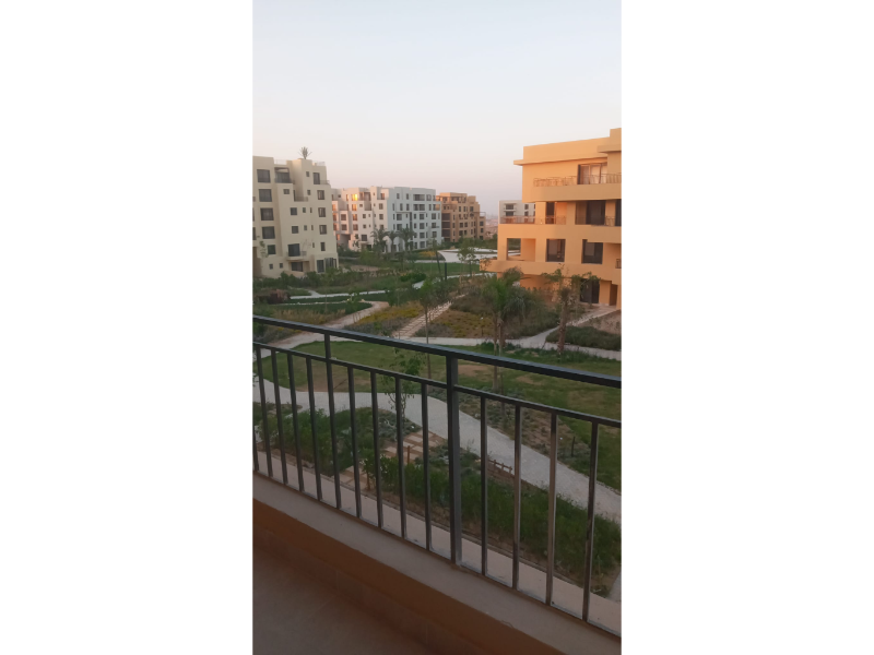 Renzo -   Apartment for rent in 6th of October City, in Tulwa, O West Orascom with AC + Kitchen