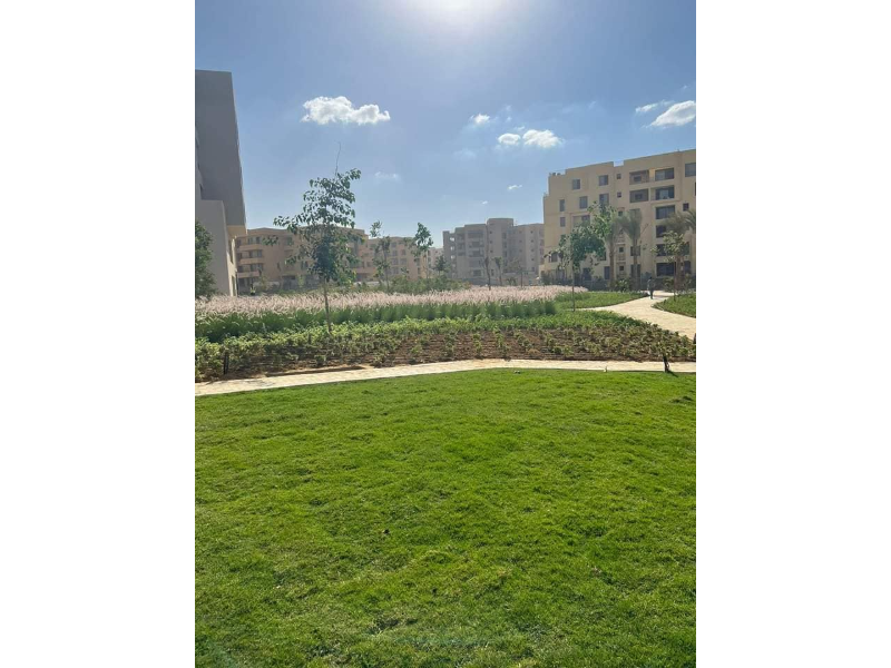 Renzo -   Apartment for rent in 6th of October City, in Tulwa, O West Orascom with AC + Kitchen